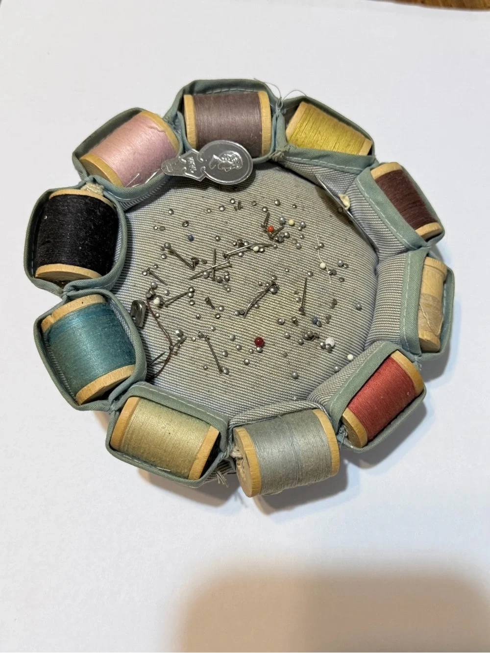 Vintage Sewing Pin Cushion with Thread Spools - 10 Crafts Granny core - Picture 1 of 8